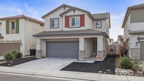 3721 Landmark Cir, Modesto, CA 95356 photo 2
