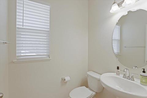 3721 Landmark Cir, Modesto, CA 95356 photo 17