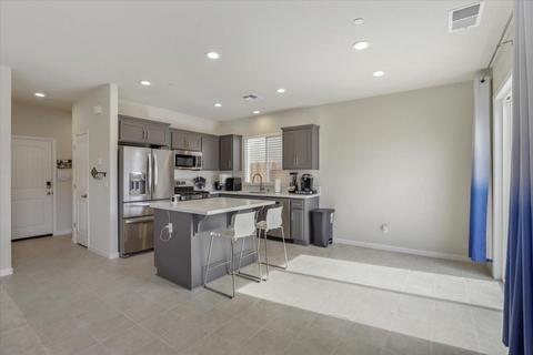 3721 Landmark Cir, Modesto, CA 95356 photo 10
