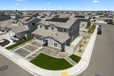 1693 Corpsman St, Manteca, CA 95337 photo 2