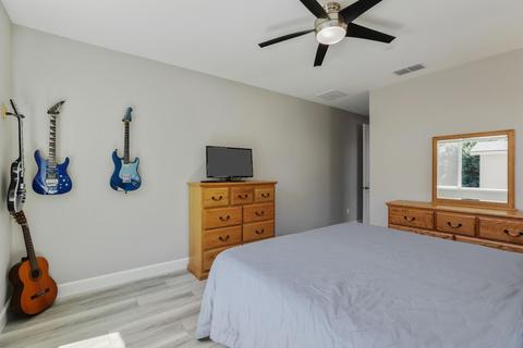 558 S Thrasher Ln, Tracy, CA 95376 photo 17