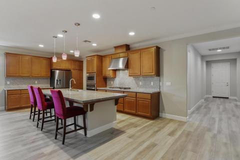558 S Thrasher Ln, Tracy, CA 95376 photo 4