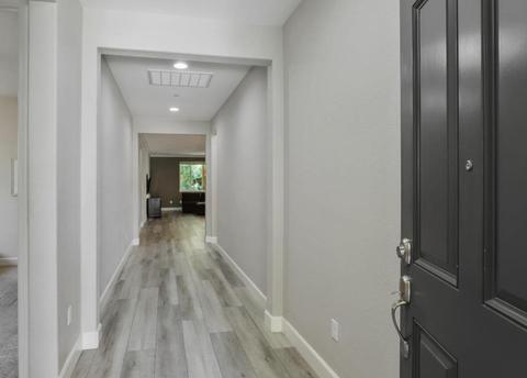 558 S Thrasher Ln, Tracy, CA 95376 photo 2