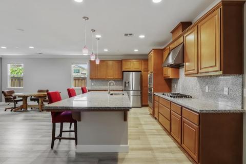 558 S Thrasher Ln, Tracy, CA 95376 photo 5