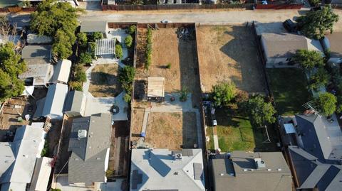 644 Chestnut St, Turlock, CA 95380 photo 1