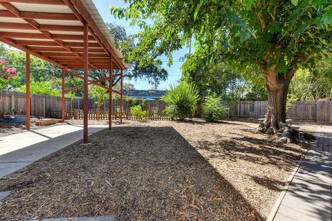 1409 Locust Pl, Davis, CA 95618 photo 31