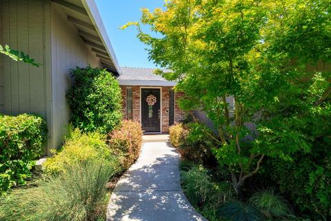 2721 Marlee Dr, Turlock, CA 95380 photo 2