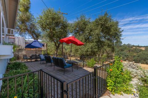 563 Russell Rd, San Andreas, CA 95249 photo 5