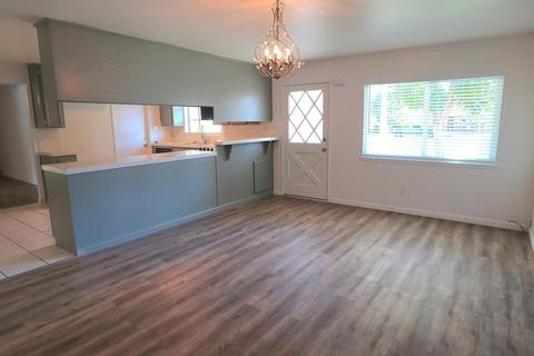 204 Dove, Modesto, CA 95350 photo 4