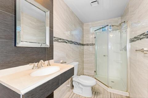 1725 Napa Ct, Modesto, CA 95351 photo 14