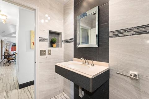 1725 Napa Ct, Modesto, CA 95351 photo 15