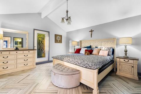 1725 Napa Ct, Modesto, CA 95351 photo 18