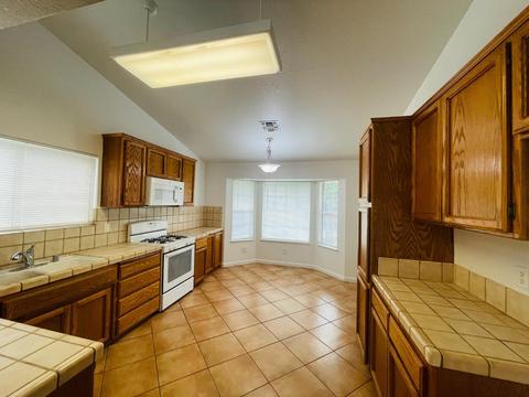 1205 Crater Ave, Modesto, CA 95351 photo 12