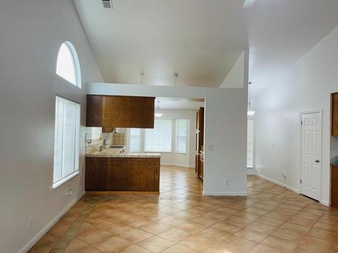 1205 Crater Ave, Modesto, CA 95351 photo 7