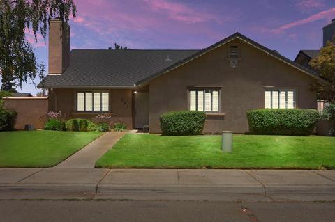 307 E Century Blvd, Lodi, CA 95240 photo 3