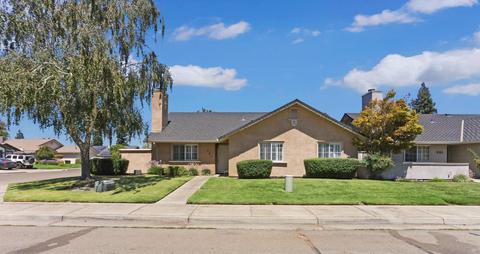307 E Century Blvd, Lodi, CA 95240 photo 2