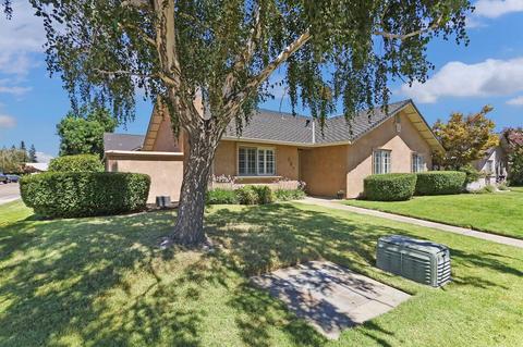 307 E Century Blvd, Lodi, CA 95240 photo 5