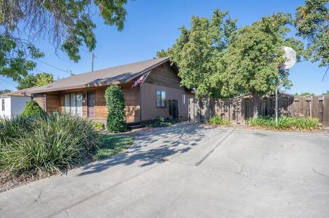 1826 Madera Ave, Dos Palos, CA 93620 photo 2