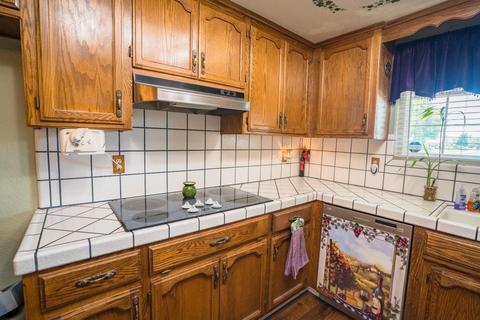 2352 Spring Dr, Escalon, CA 95320 photo 10