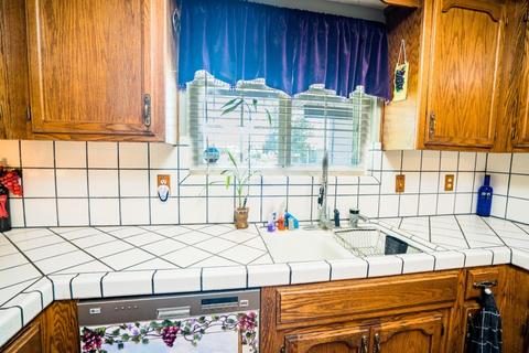 2352 Spring Dr, Escalon, CA 95320 photo 11