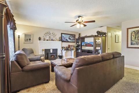 329 Lannis Ct, Ripon, CA 95366 photo 1