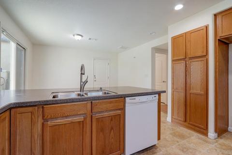 17138 Hickory Oak Ln, Lathrop, CA 95330 photo 10