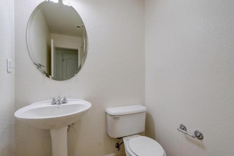 17138 Hickory Oak Ln, Lathrop, CA 95330 photo 9