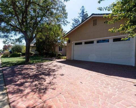 819 Westwind Dr, Lodi, CA 95242 photo 1