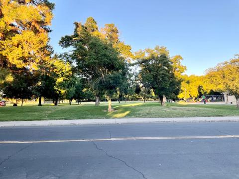 1213 Lillian Dr, Modesto, CA 95355 photo 4