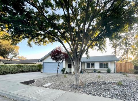 1213 Lillian Dr, Modesto, CA 95355 photo 1