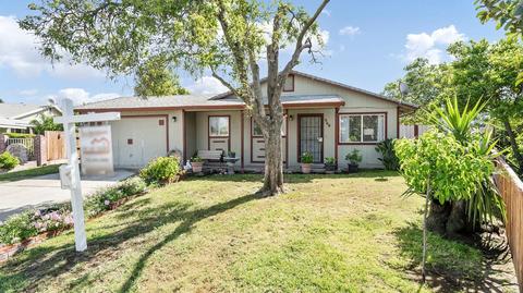 564 Merelson Ct, Lathrop, CA 95330 photo 2