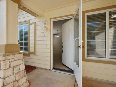 1600 Lariat Ln, Olivehurst, CA 95961 photo 2