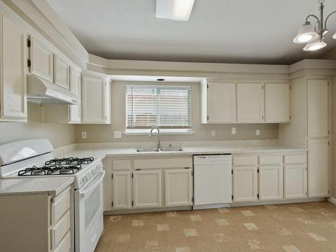 1600 Lariat Ln, Olivehurst, CA 95961 photo 8
