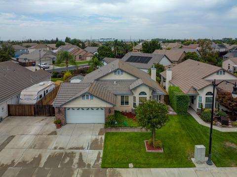 1367 Madelena Ln, Manteca, CA 95336 photo 3