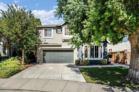 683 Nacomis Ct, Tracy, CA 95304 photo 4