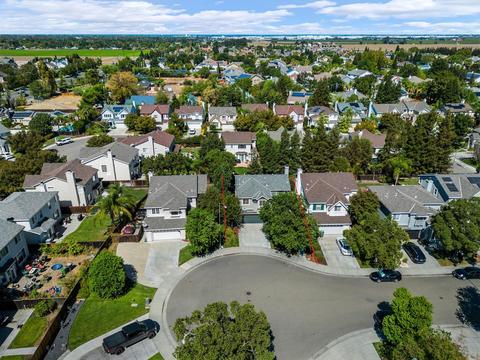 683 Nacomis Ct, Tracy, CA 95304 photo 40