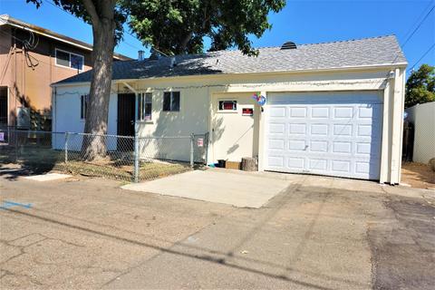 334 E Pine St, Lodi, CA 95240 photo 3