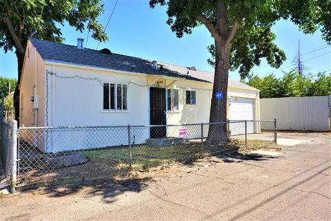 334 E Pine St, Lodi, CA 95240 photo 2