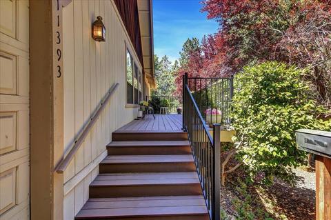 11393 Michael Way, Grass Valley, CA 95949 photo 2