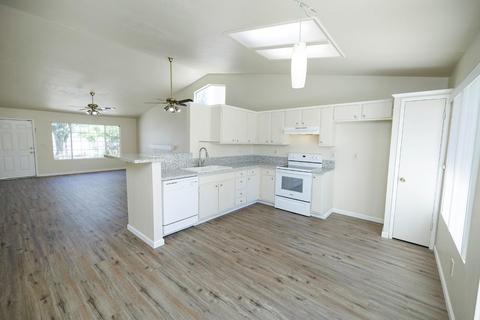 3600 Mechalys Way, Modesto, CA 95357 photo 9