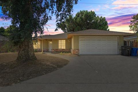 2405 Venus Dr, Ceres, CA 95307 photo 2