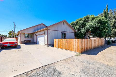 5421 8th St, Keyes, CA 95328 photo 2