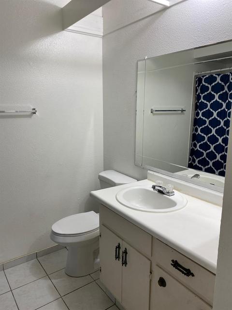 1016 Pine Tree Ln, Modesto, CA 95351 photo 12