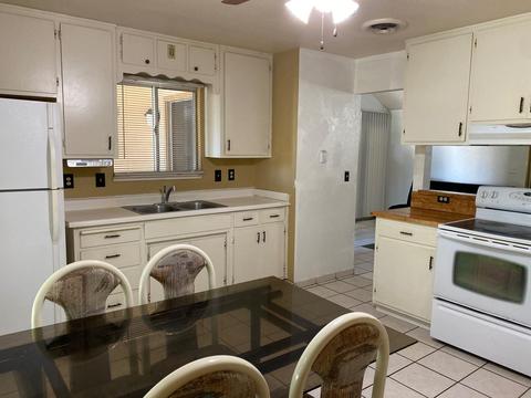 1016 Pine Tree Ln, Modesto, CA 95351 photo 4