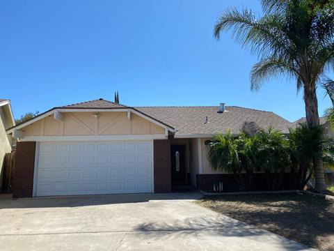 1016 Pine Tree Ln, Modesto, CA 95351 photo 1