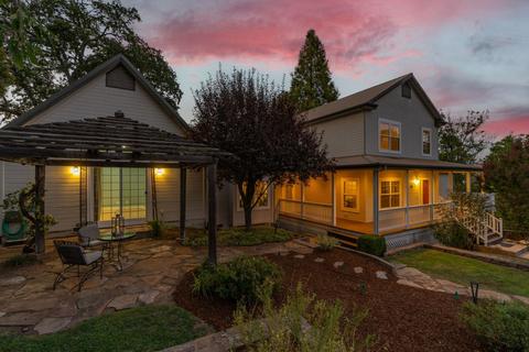 35 Nickerson St, Sutter Creek, CA 95685 photo 2