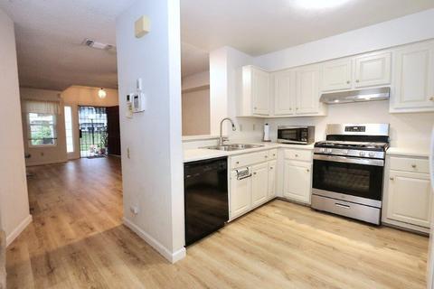 7635 Roberta Ln, Antelope, CA 95843 photo 6
