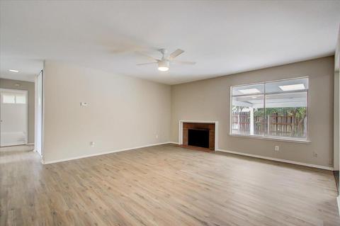 6520 Templeton Dr, Carmichael, CA 95608 photo 4