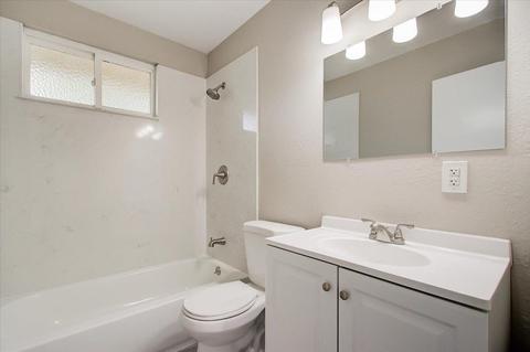 6520 Templeton Dr, Carmichael, CA 95608 photo 6