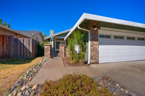 8121 Big Sky Dr, Antelope, CA 95843 photo 2